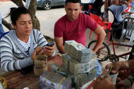 Інфляція у Венесуелі перевищила 130 000%