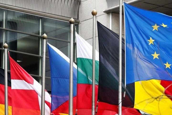 ЄС пропонує переговори про вступ Албанії та Північної Македонії