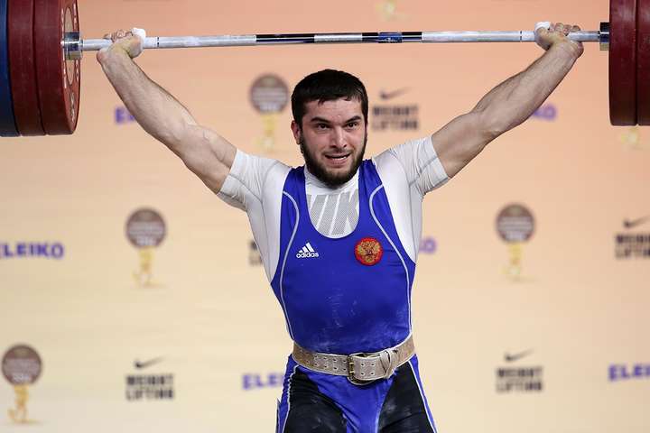У Росії за крадіжку продуктів з супермаркету затримали чемпіона Європи з важкої атлетики