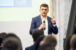 Гройсман пообіцяв не брати у партію перебіжчиків і кон’юнктурників