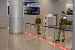  Прикордонники Одеського загону оформили моряків окремим коридором 