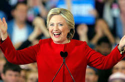 Клінтон вже шукає фінансування для своїх проектів