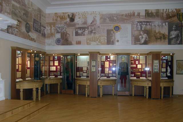 Унікальні експонати Музею Української революції 1917-1921 років опинилися під загрозою