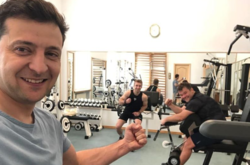 Зеленский заселфился в спортзале на Банковой (фото)