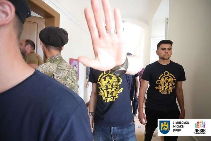 Поліція встановила причетних до штурму Львівської міськради