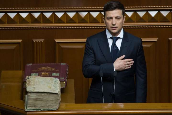 Володимир Зеленський - Битва за голів ОДА: чому президент затягує із призначеннями?