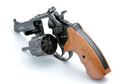 Патрон Флобер має калібр 4 мм