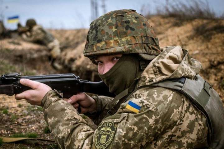 Окупанти на Донбасі тричі порушили «тишу», без втрат для ЗСУ
