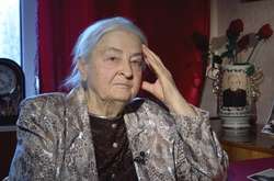 Мати журналіста Олеся Бузини Валентина