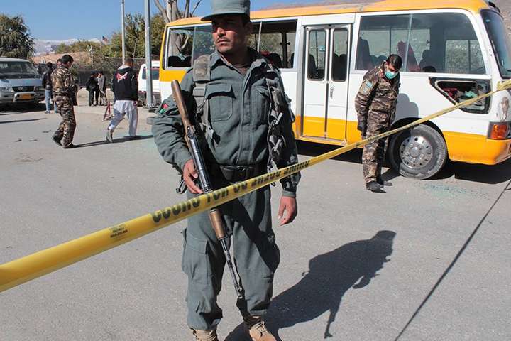 У Кабулі підірвали автобус, є жертви 