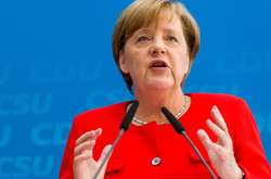 Меркель: уряд Німеччини продовжить роботу попри відставку лідера соціал-демократів