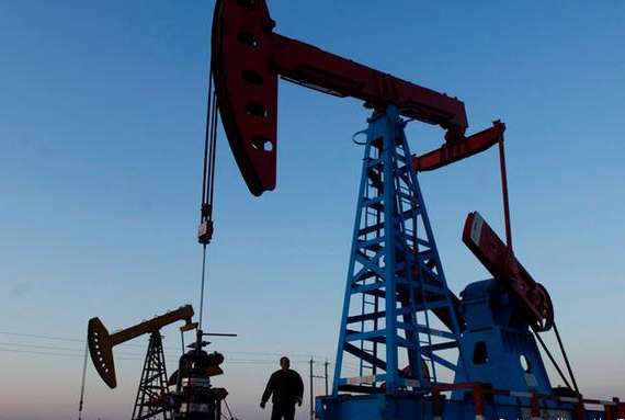 У Нацбанку прокоментували падіння світових цін на нафту і газ