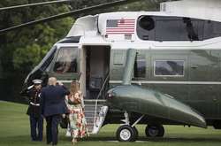 Мелания Трамп на встречу с Елизаветой II надела платье с достопримечательностями Лондона