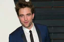 Студия Warner выбрала Роберта Паттинсона на роль Бэтмена