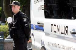 Вбивство дитини поліцейськими: слідчі ще не встановили зброю, підозрювані не здали кров на аналіз