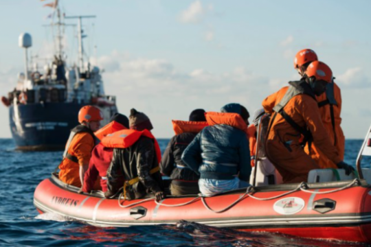 Біля берегів Греції перехопили 234 мігрантів