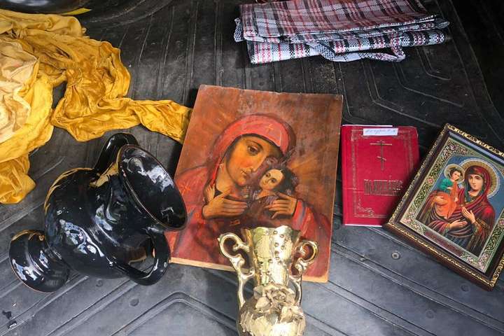 На Київщині поліція затримала серійного крадія церковного майна (фото)