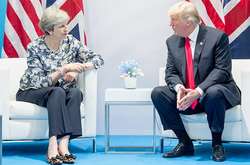 Трамп похвалив Мей і закликав не йти у відставку