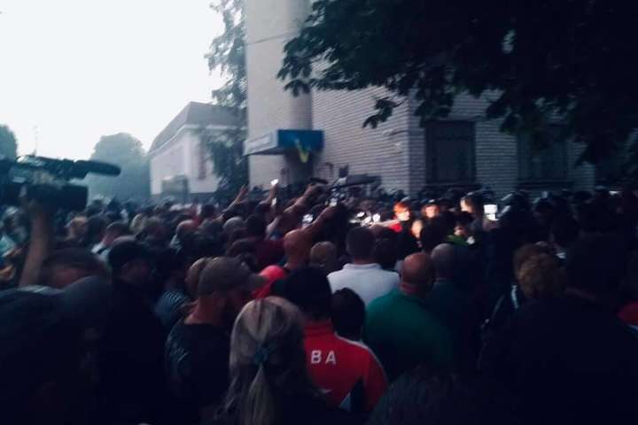 Акція протесту у Переяслав-Хмельницькому через вбивство дитини: як це було (фото, відео)
