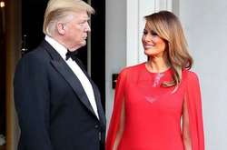 Алое платье и элегантный костюм: Дональд и Мелания Трамп на торжественном ужине в Лондоне