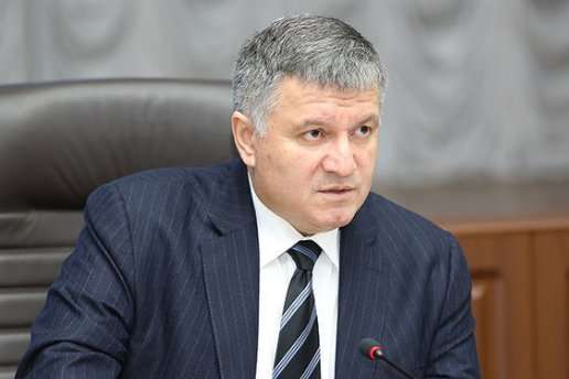 Аваков заявив, що не має наміру йти у відставку через вбивство дитини на Київщині