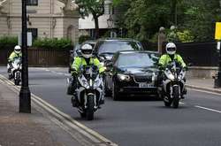 Трамп за мільйон доларів орендував собі в Ірландії чотири лімузини