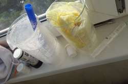 Під час обшуків виявлено наркотики та обладнання для їх виготовлення