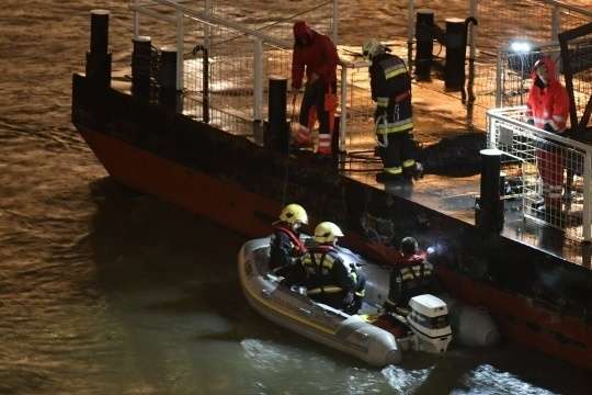 Аварія катера у Будапешті: знайдено 19 тіл загиблих туристів