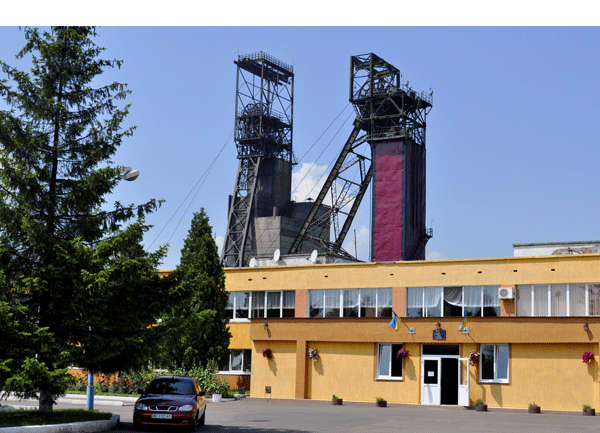Гірники двох шахт на Львівщині оголосили страйк