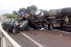 На трасі на Рівненщині зіштовхнулися чотири автомобілі (фото)