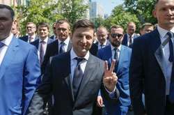 Кого Зеленський веде у Верховну Раду.  З'їзд «Слуги народу» 