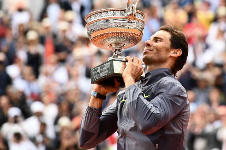 Надаль виборов 12 титул чемпіона Roland Garros