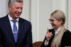 Бойко и Тимошенко оказались в топе претендентов на кресло премьера - соцопрос