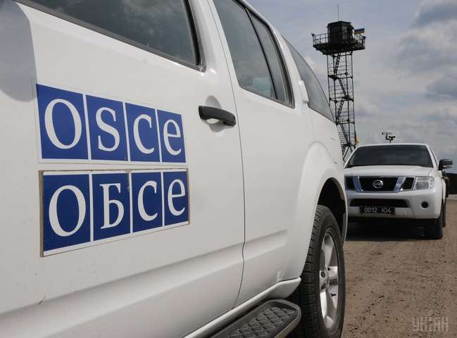 На Донбассе обстреляли патруль ОБСЕ