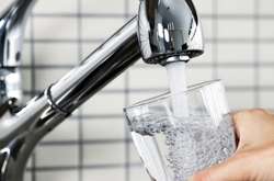 Гройсман заспокоїв українців: небезпеки для водопостачання міст з річки Рось немає