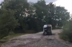 На Вінниччині оголошено надзвичайну ситуацію через аварію мікроавтобуса, який віз отрутохімікати