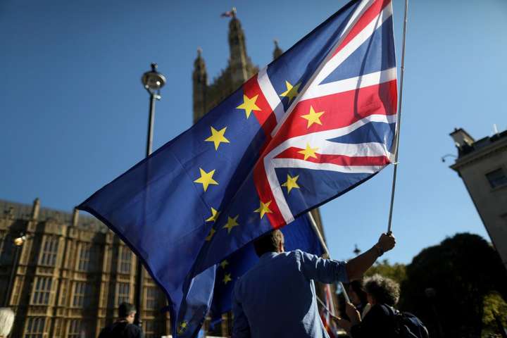 ЄС готовий переглянути умови угоди з Британією через Brexit, - МЗС Британії