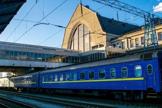 На Трійцю та День Конституції призначено чотири додаткові поїзди з Києва