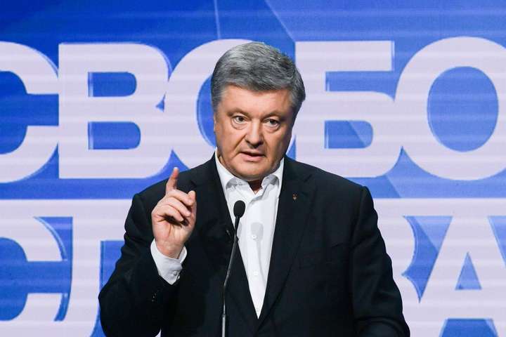 Порошенко заявив, що першим завданням для його команди є звільнення Криму і Донбасу