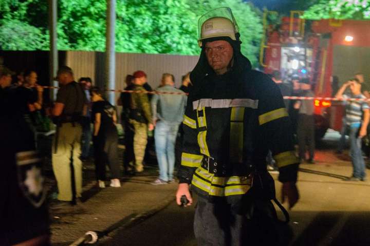 Після пожежі в одеській психлікарні проходять обшуки