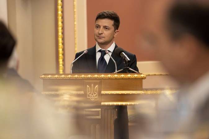 Зеленський призначив 12 тимчасових керівників обладміністрацій  