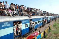 У поїзді в Індії через спеку померли четверо людей 