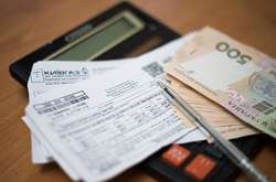 За словами Геруса, Зеленський вже двічі скликав нараду щодо можливості пониження тарифів для населення, але це має відбуватися не спричинивши девальвації,