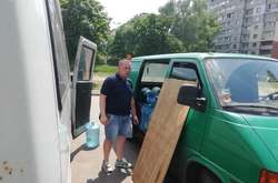 Постачальників питної води зловили «на гарячому»: затоварюються в бюветах (фото)