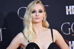 Софи Тернер устроила девичник