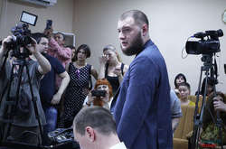 Конфлікт на «Барабашово»: Нацкорпус відхрестився від нападника на оператора