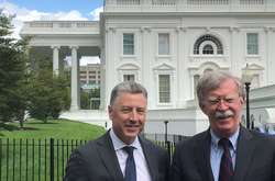 Болтон: обрання Зеленського створює нову можливість для миру на Донбасі