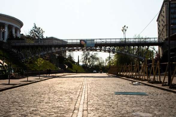 Пішохідний міст на Алеї Героїв Небесної сотні закривають на ремонт