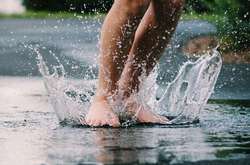 Попри дощову погоду, спека в Україні збережеться