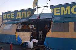 Поліція стверджує, що встановила підозрюваного в підпалі волонтерського намету у Харкові